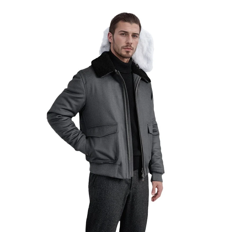 Herren Pilotjacke im Fliegerstil mit Teddykragen, Zwei‑Wege‑Reißverschluss und aufgesetzten Klappentaschen Drune