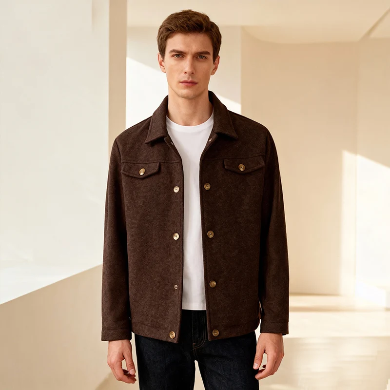 Herren Kurzjacke aus Velours‑Imitat mit Hemdkragen und Pattentaschen Drune