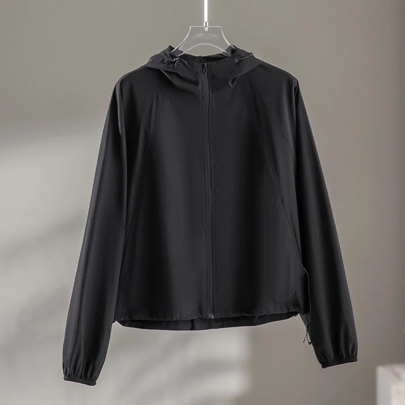 Damen Ultraleichte Kapuzen-Windjacke mit Raglanärmeln und Reißverschlusstaschen Drune