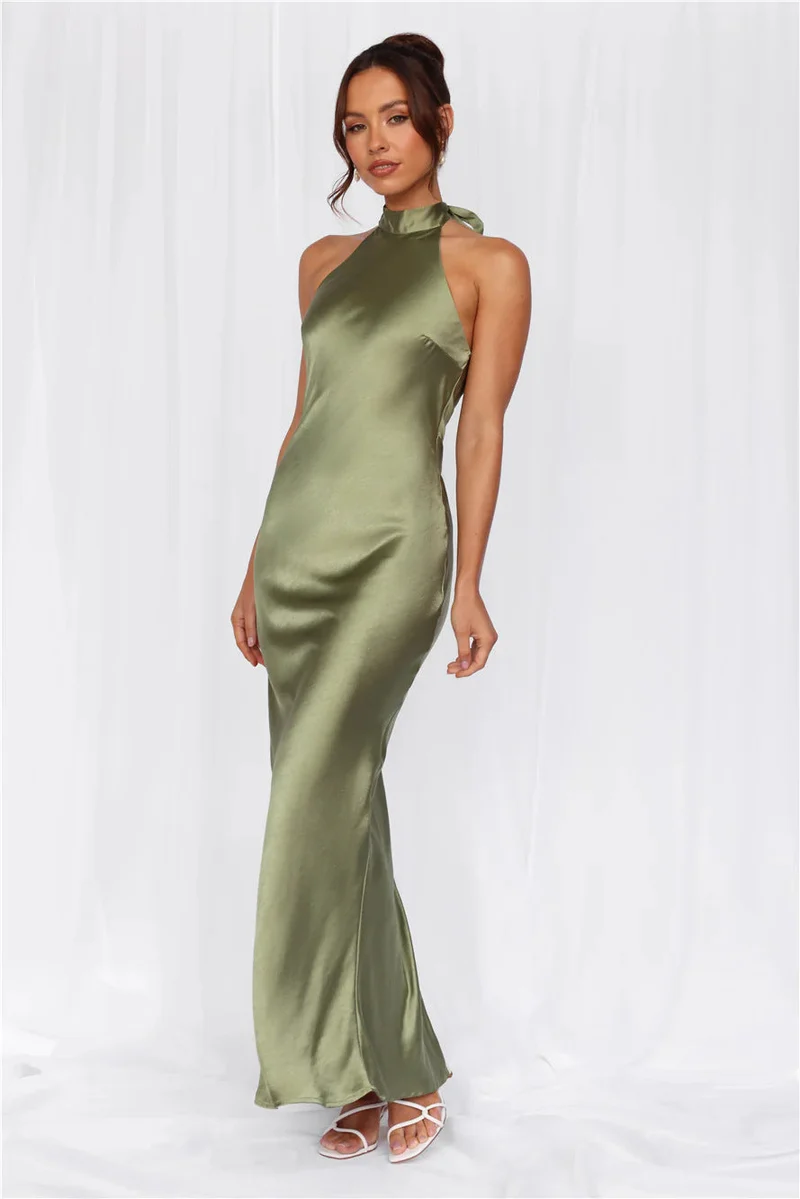Damen Elegantes Satin-Maxikleid mit hohem Kragen und körpernahem Schnitt Drune