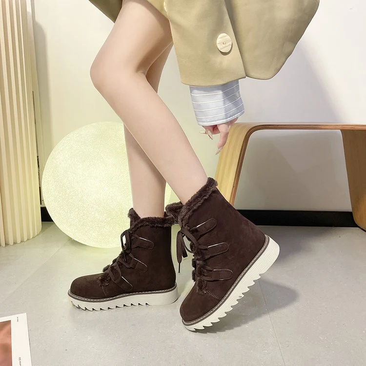 Damen Winterliche Schnür-Boots im Trekking‑Look mit Teddyfutter und gezahnter Keilsohle Drune