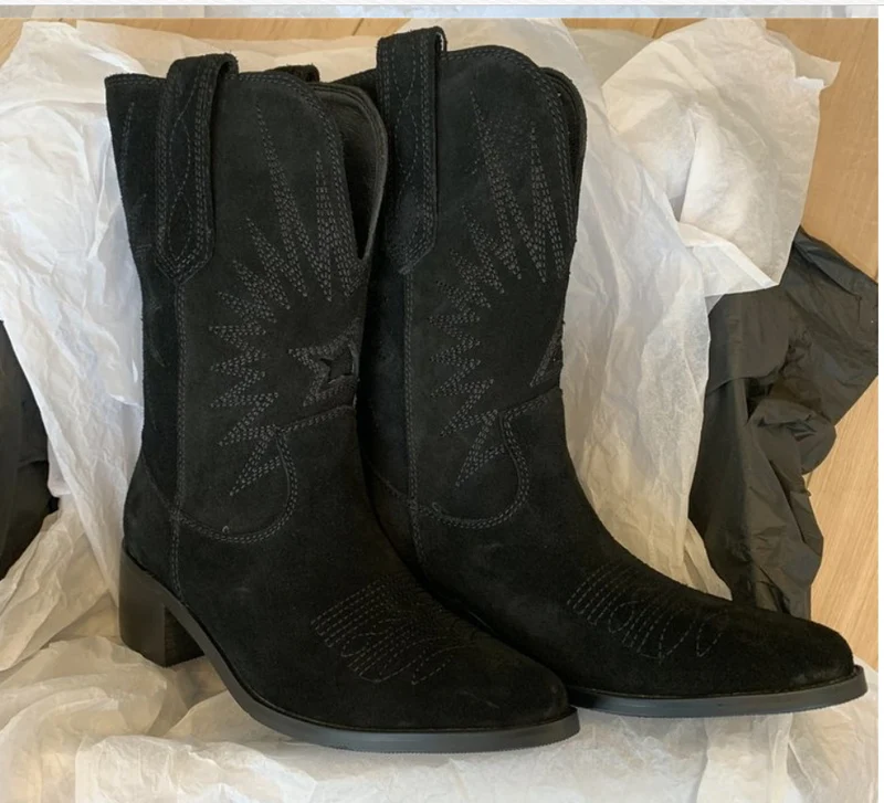 Damen Western-Cowboystiefel aus Veloursleder mit formstabilem Blockabsatz Drune