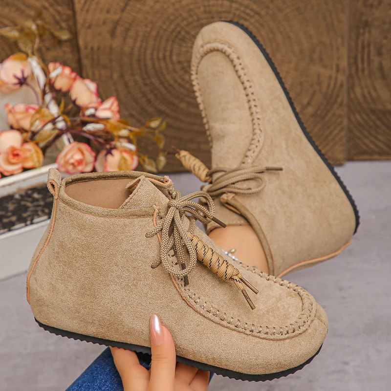 Damen Velours‑Ankle‑Mokassin mit dekorativer Quaste und handgenähter Moc‑Naht Drune