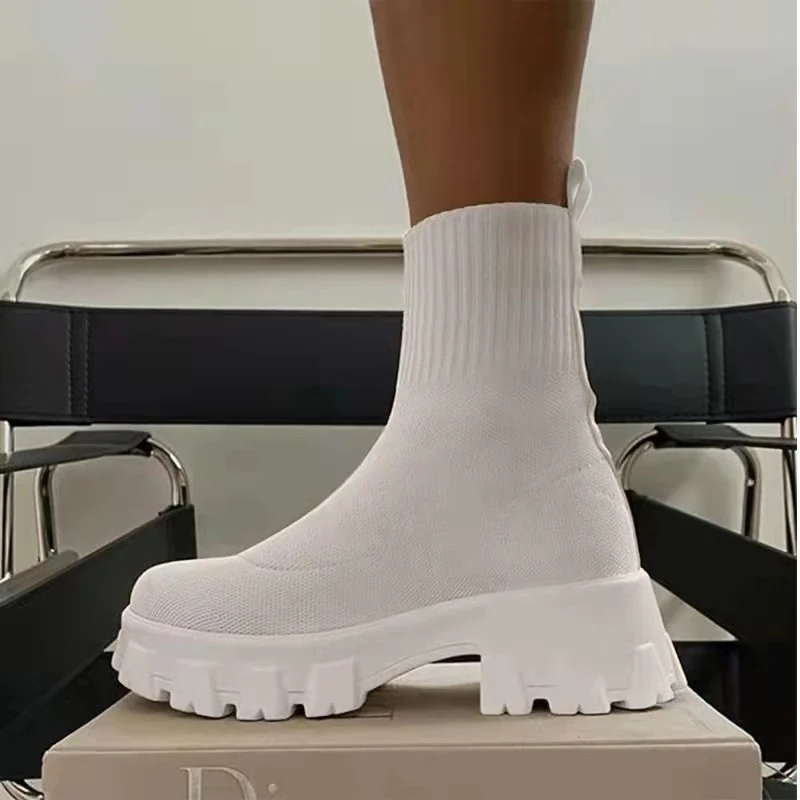 Damen Strick‑Sock‑Boots mit markanter Profil‑Gummisohle Drune