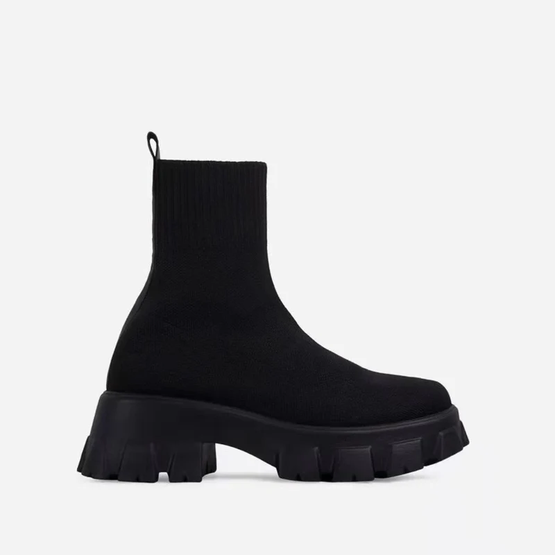 Damen Strick‑Sock‑Boots mit grober Lug‑Sohle und integriertem Komfortkeil Drune