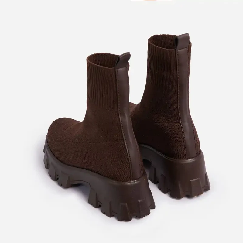 Damen Strick‑Sock‑Boots mit grober Lug‑Sohle und integriertem Komfortkeil Drune
