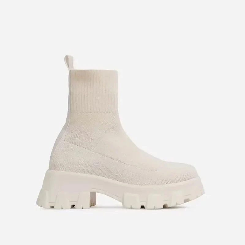 Damen Strick‑Sock‑Boots mit grober Lug‑Sohle und integriertem Komfortkeil Drune