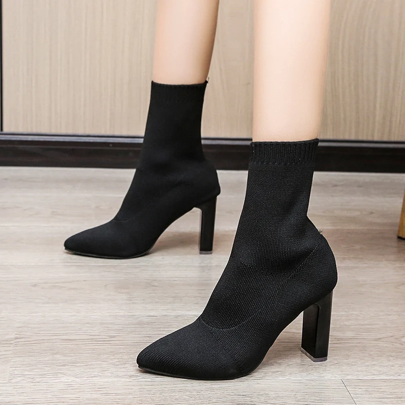 Damen Stretch‑Sock‑Boots mit gestricktem Schaft und konischem Blockabsatz Drune