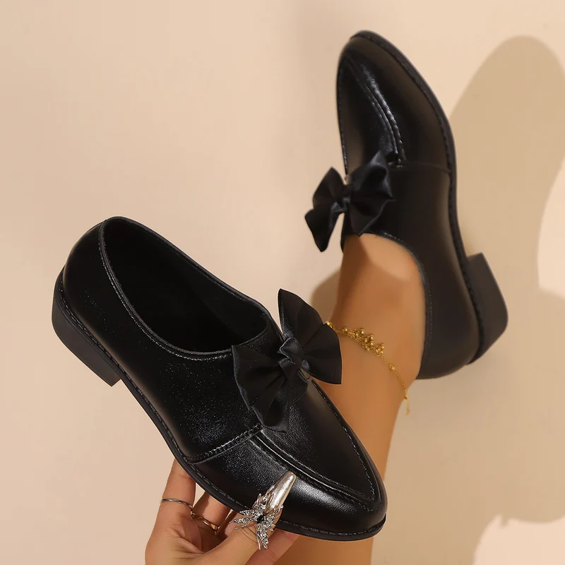 Damen Spitz zulaufende Loafer mit dekorativer Satin-Schleife und flachem Blockabsatz Drune