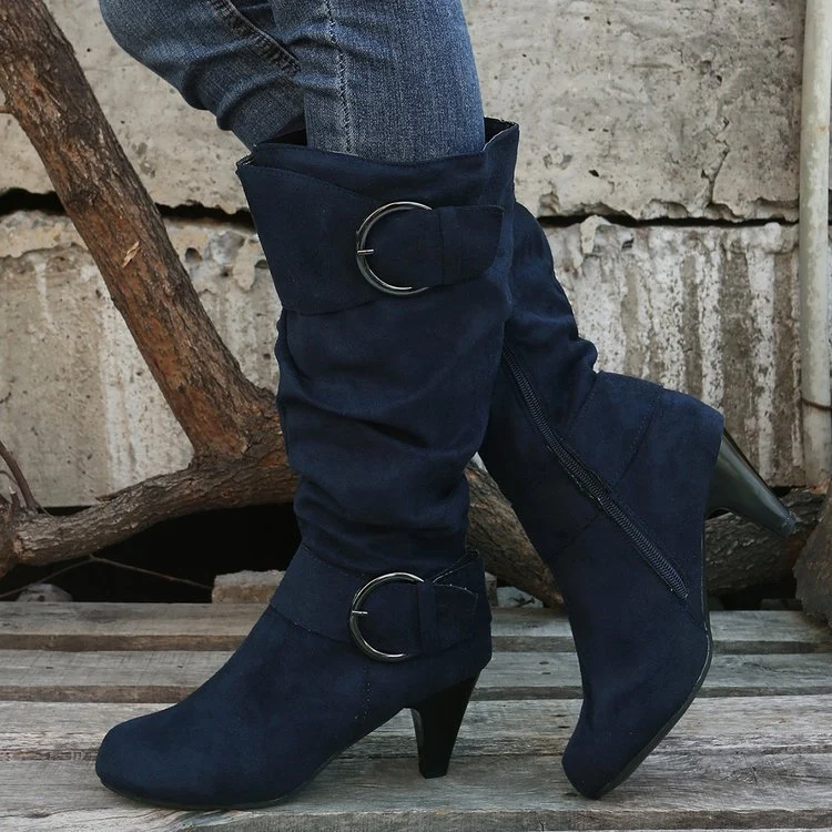 Damen Slouch‑Stiefel mit konischem Absatz, spitzer Leiste und Zierschnallen Drune