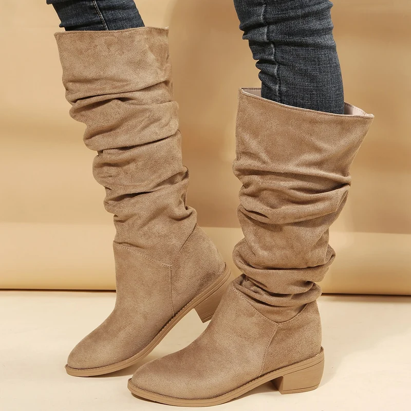 Damen Schlupf-Stiefel mit Slouchschaft und niedrigem Blockabsatz Drune