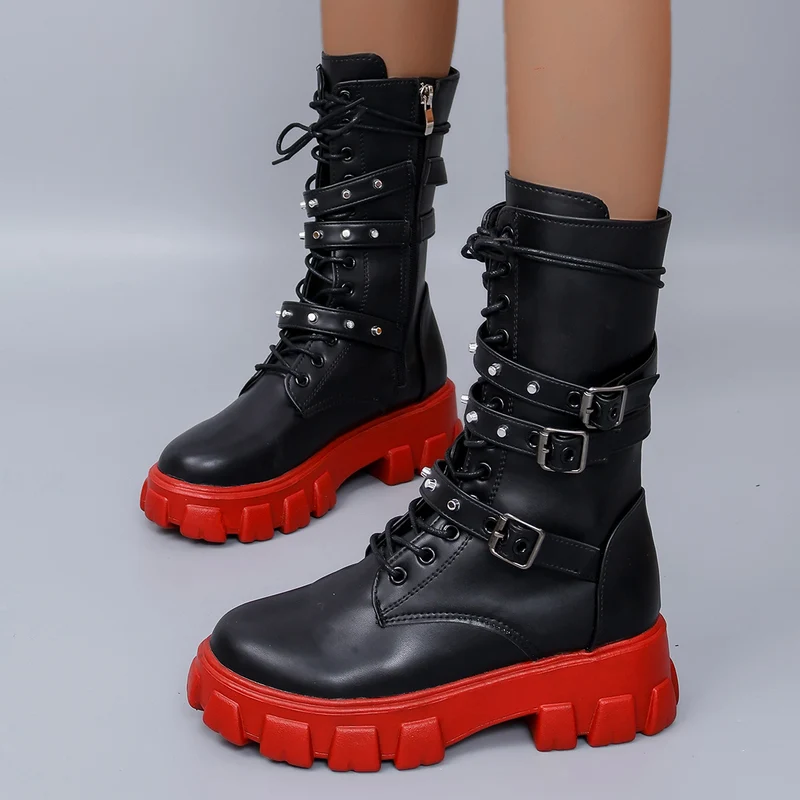 Damen Plateau-Bikerstiefel mit dreifacher Zierschnalle und massiver Profilsohle Drune