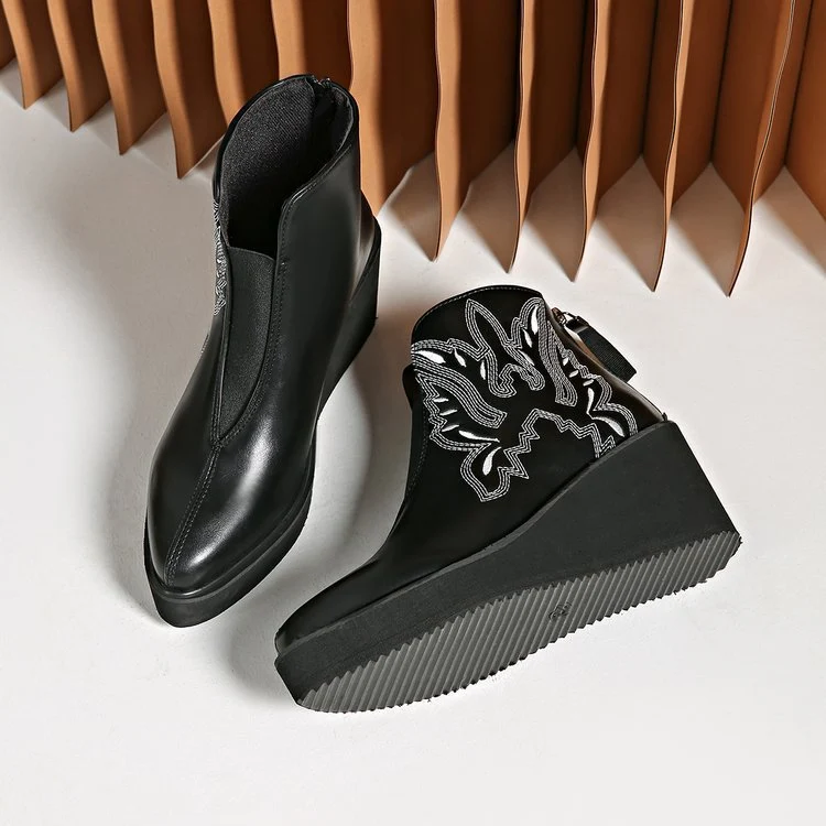 Damen Plateau‑Ankleboots im Westernstil mit Zierstickerei und Rückzipper Drune