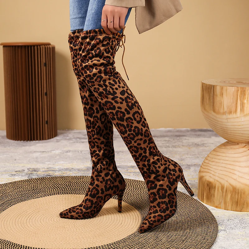 Damen Overknee-Stiefel mit Leopardenprint, schlanker Stiletto‑Form Drune