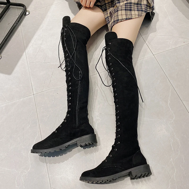 Damen Overknee-Schnürstiefel aus Veloursoptik mit durchgehendem Schnürsystem und grober Profilsohle Drune