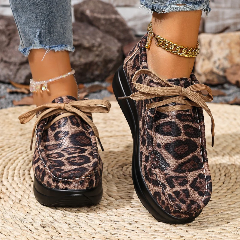 Damen Mokassin‑Sneaker mit Leopardenmuster, dicker Komfortsohle und Schnürung Drune