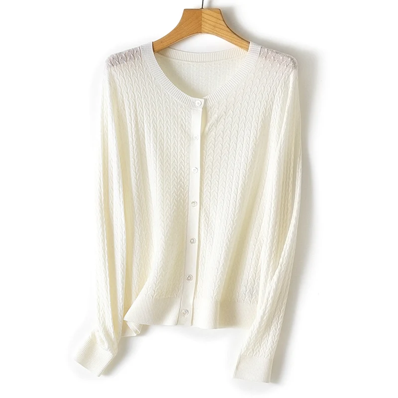 Damen Feiner Strick-Cardigan mit Zopfmuster, Rundhals und Knopfleiste Drune