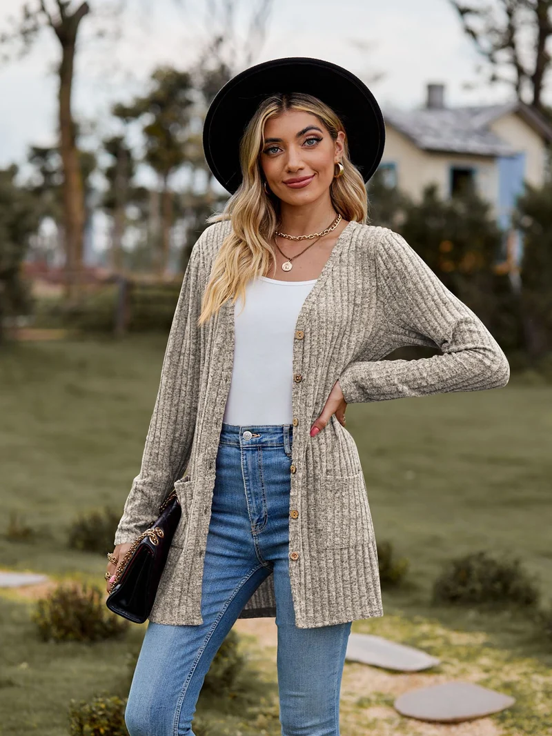 Damen Lang geschnittene Rippstrick‑Cardigan mit Knopfleiste und Eingrifftaschen Drune