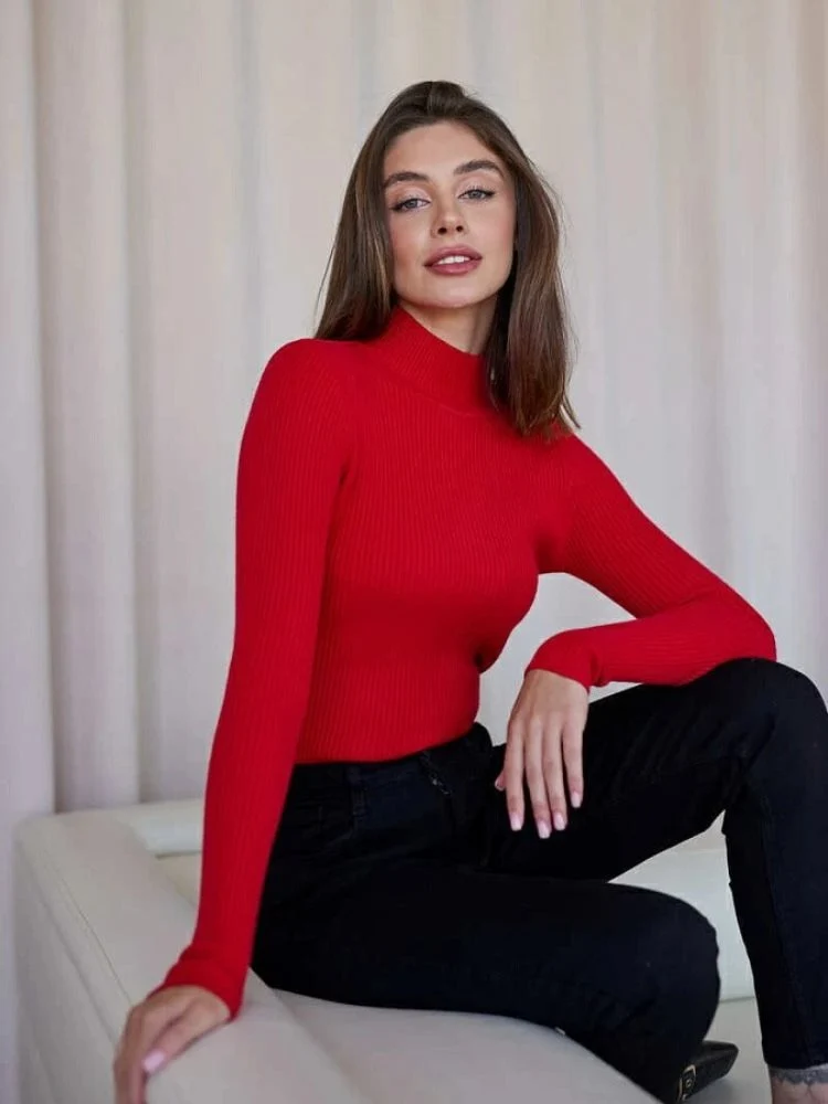 Damen Kurzgeschnittener Rippstrick‑Rollkragenpullover mit taillierter Passform Drune