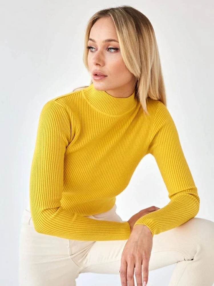 Damen Kurzgeschnittener Rippstrick‑Rollkragenpullover mit taillierter Passform Drune