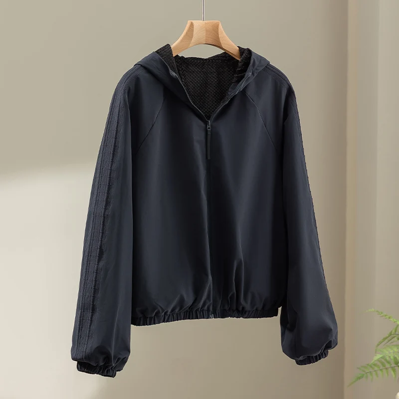 Damen Leichte Kapuzenjacke mit Halbreißverschluss, gestepptem Innenfutter und elastischem Saum Drune
