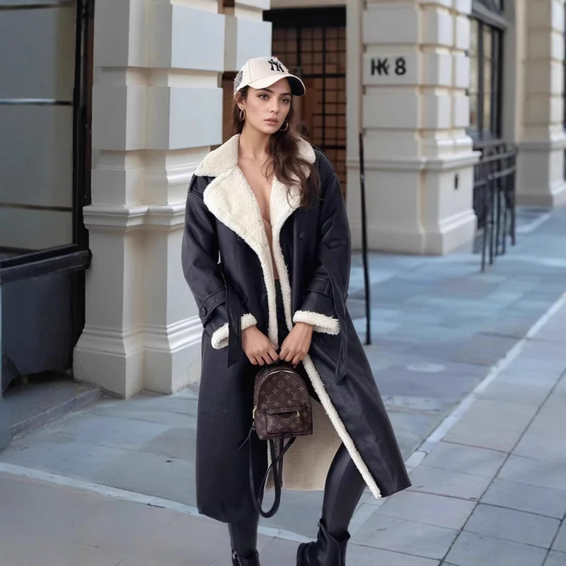 Damen Langer Mantel mit Teddyfutter, doppelreihiger Knopfleiste und tailliertem Schnitt Drune
