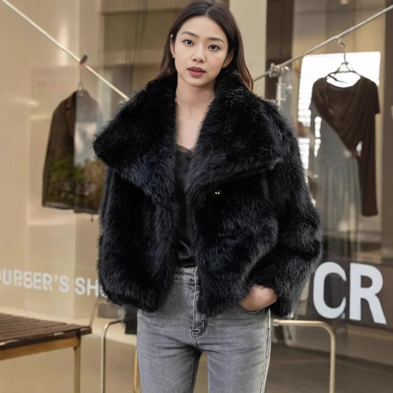 Damen Kurze Kunstfelljacke mit voluminösem Schalkragen Drune