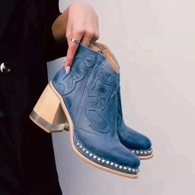 Bestickte Stiefel mit Blockabsatz und seitlichem Reißverschluss Drune