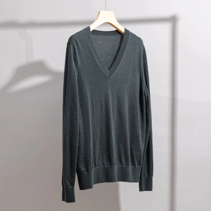 Herren Feiner V‑Ausschnitt-Pullover aus Merinomischung mit leichtem Strukturstrick Drune