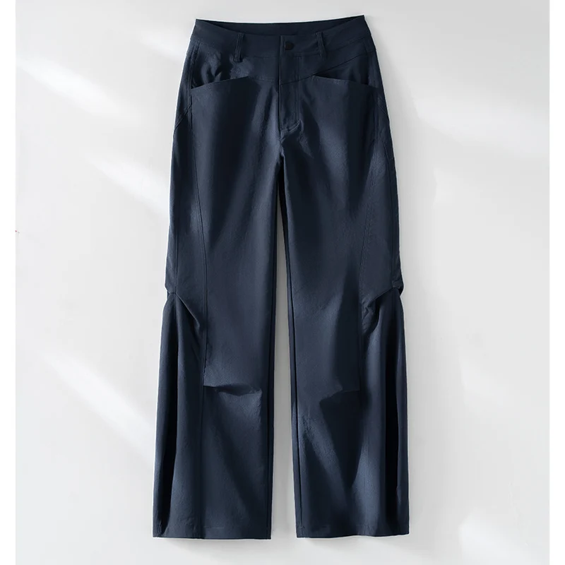 Damen Weite High‑Waist-Hose mit eingesetztem Beinschlitz und markanten Eingrifftaschen Drune