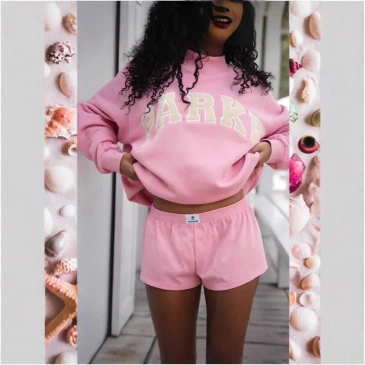 Damen Gemütliches Freizeit-Set mit Oversize kurz geschnittenem Sweatshirt und elastischen Baumwoll-Shorts Drune
