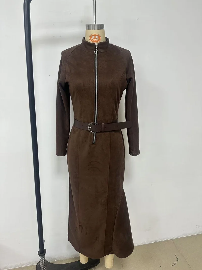 Damen Figurbetontes Midikleid aus Velourslederimitat mit Stehkragen und Zentralem Reißverschluss Drune