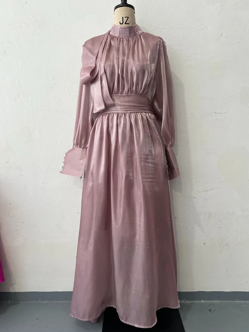 Damen Elegantes Chiffon-Maxikleid mit tailliertem Wickelbund, Stehkragen und langen Puffärmeln Drune