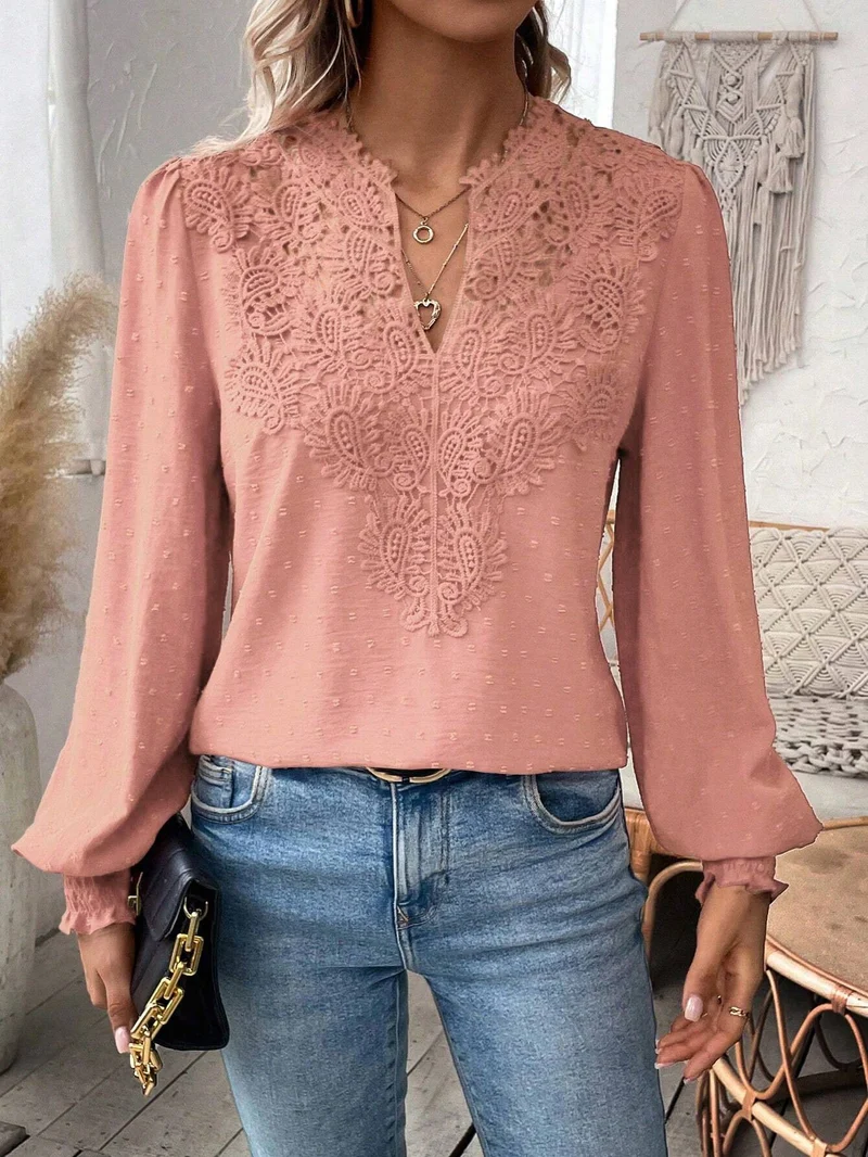 Damen Bluse mit Spitzen‑Plastron, V‑Ausschnitt und ballonartigen Ärmeln Drune