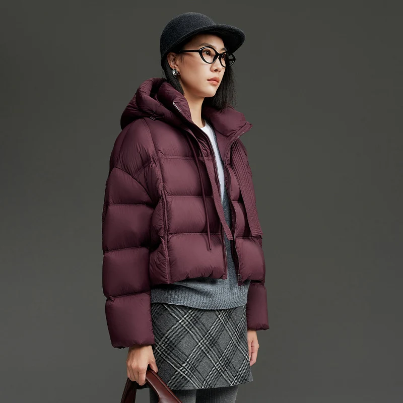 Damen Kurz geschnittene Boxy-Steppjacke mit voluminöser Kapuze und Kordelzug Drune