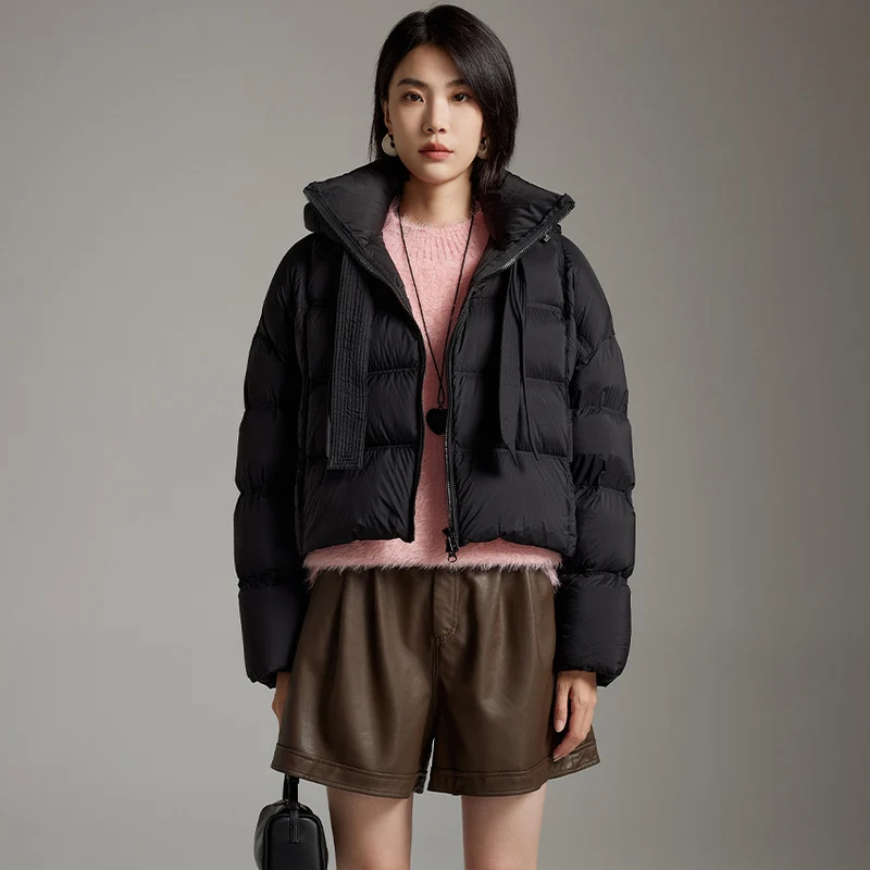 Damen Kurz geschnittene Boxy-Steppjacke mit voluminöser Kapuze und Kordelzug Drune