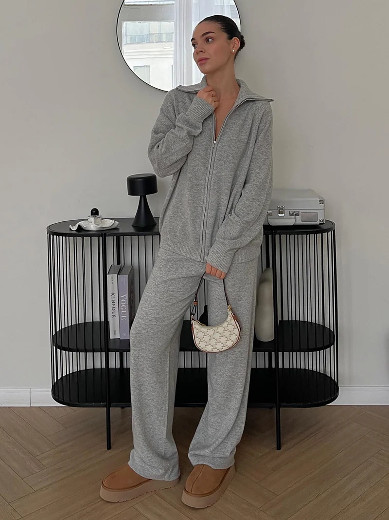 Damen Fleece-Jogginganzug mit Stehkragen und praktischem Reißverschluss Drune