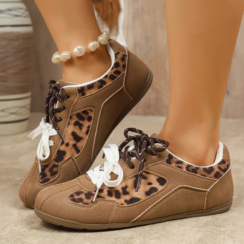 Damen Leichter Velours‑Sneaker mit Leopardenmuster und gepolstertem Komfortfußbett Drune