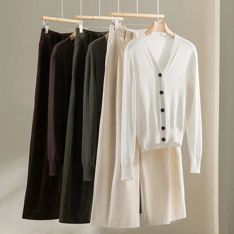 Damen Feiner V-Ausschnitt Cardigan mit Knopfleiste und geripptem Saum Drune