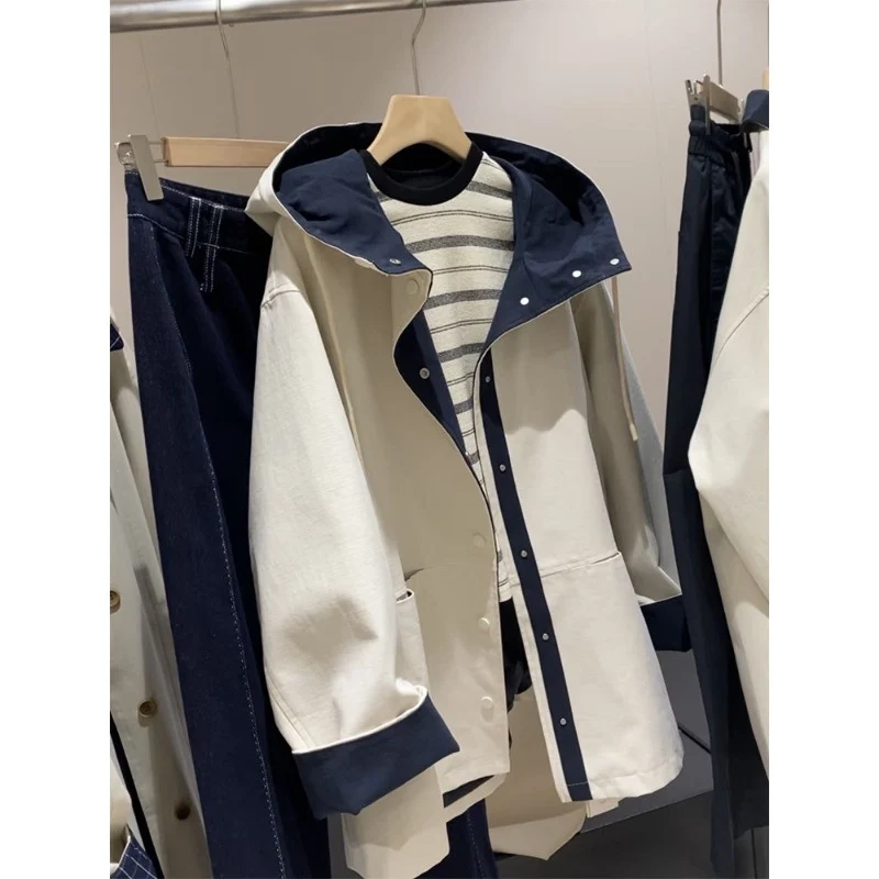 Unisex Oversized utilitarischer Trenchcoat mit kontrastiertem Innenfutter und Kapuze Drune