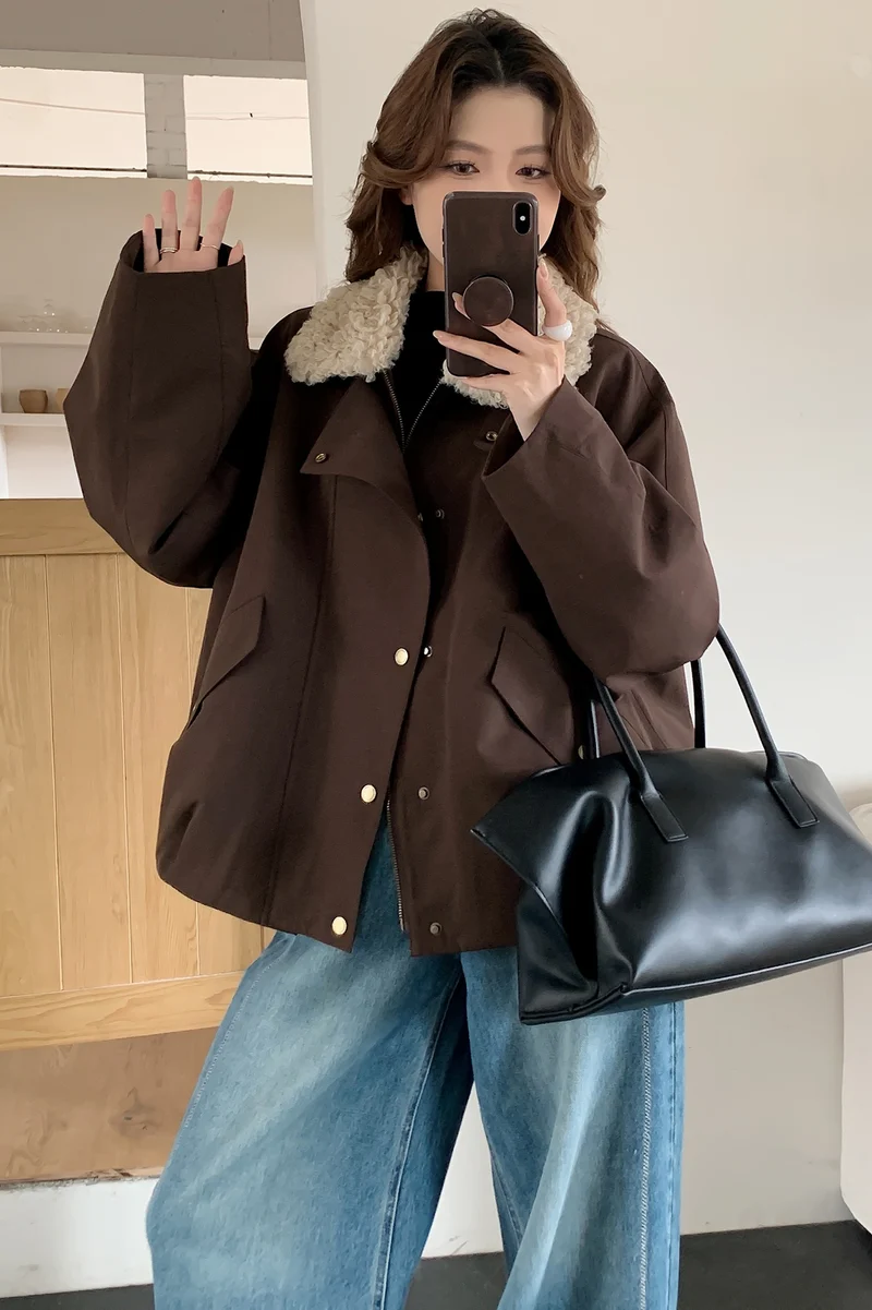 Damen Oversize-Utilityjacke mit hohem Teddykragen und Druckknopfleiste Drune