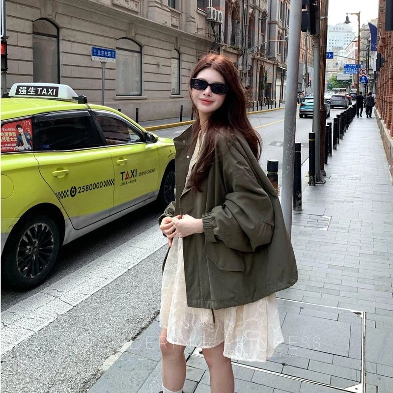 Damen Oversize Utility-Jacke mit Ballonärmeln und Kordelzug Drune