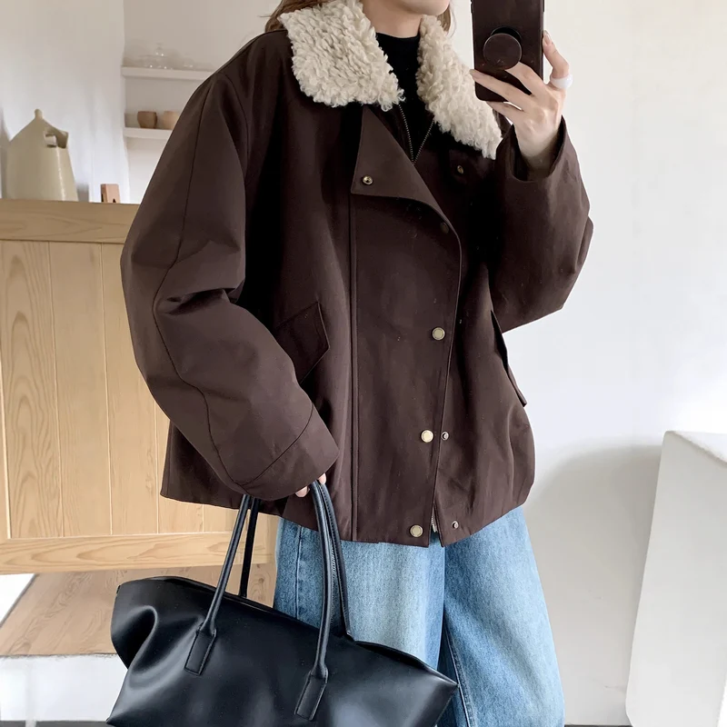 Damen Oversize-Kurzjacke mit Teddykragen und Pattentaschen Drune