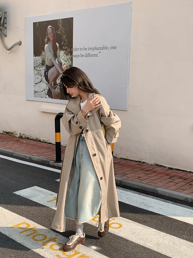 Damen Langer leichter Trenchcoat im Oversize-Stil mit geradem Schnitt und verdeckter Knopfleiste Drune