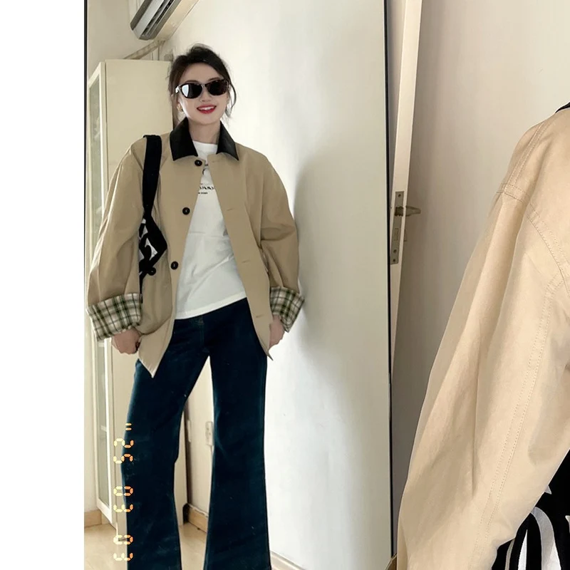 Damen Kurztrenchjacke im Oversize-Schnitt mit Kontrastkragen und karierten Umschlagmanschetten Drune