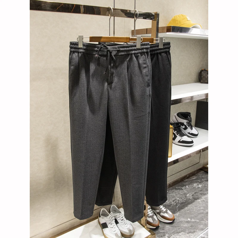 Herren Elegante Jogginghose im Tapered Schnitt mit Bundfalten und Kordelzug Drune