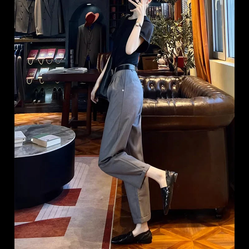 Damen weite Stoffhose mit eleganten Falten Drune