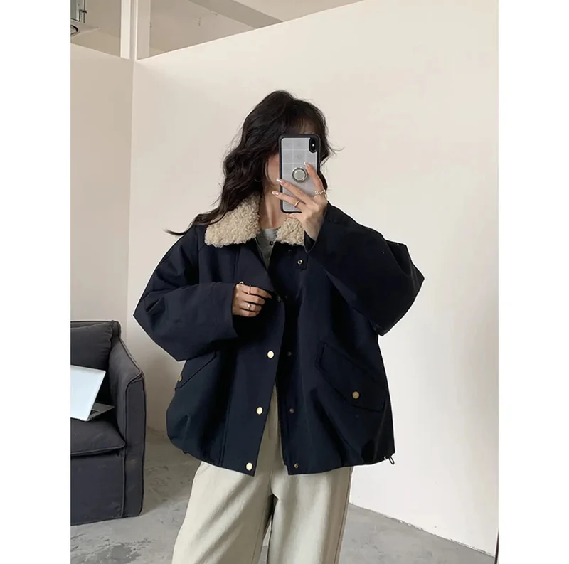 Damen Kurze Oversize-Boxy-Jacke mit Teddykragen und Druckknopfverschluss Drune