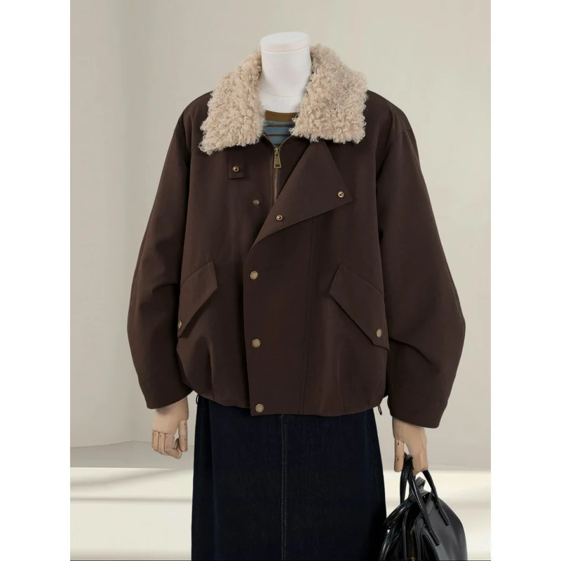 Damen Kurze Oversize-Bomberjacke mit Teddykragen und Druckknopfdetails Drune