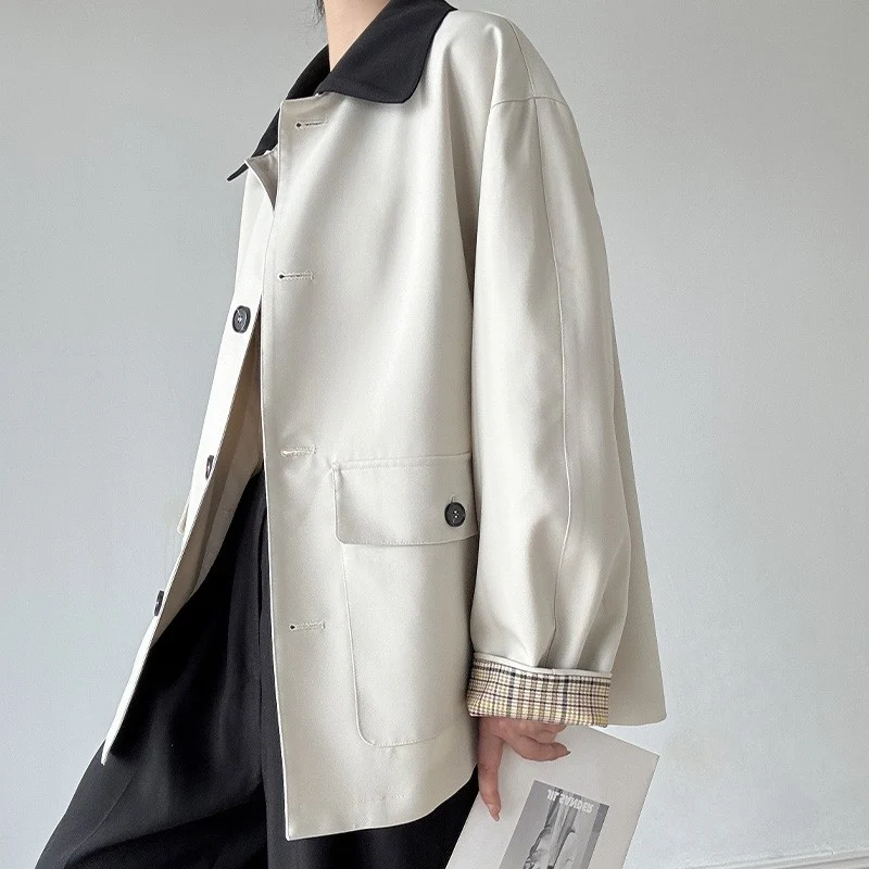 Damen Boxy Kurzjacke im leichten Trenchstil mit Kontrastkragen und kariertem Ärmelaufschlag Drune
